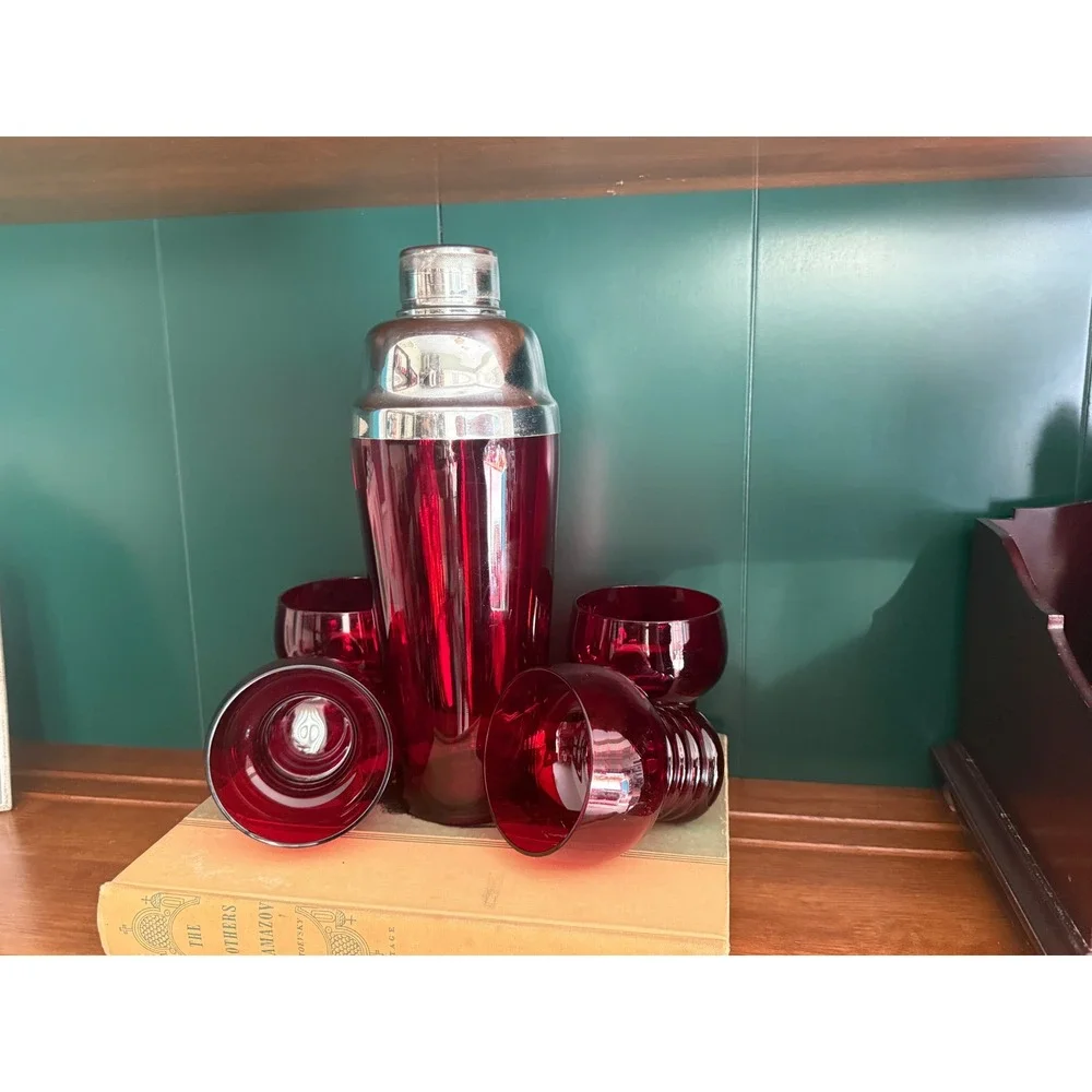Vintage Art Deco Ruby Red Glass Cocktail Shaker Set‎ with 4 Ribbed Glasses 5pc